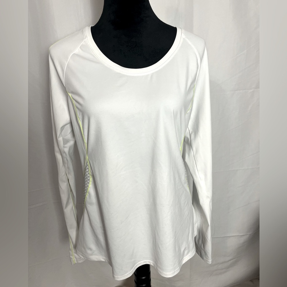 Fabletics (L) long sleeve exercise top